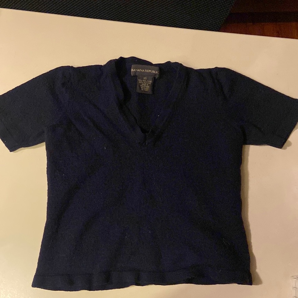 Banana Republic 75% wool crop top. Dark navy blue